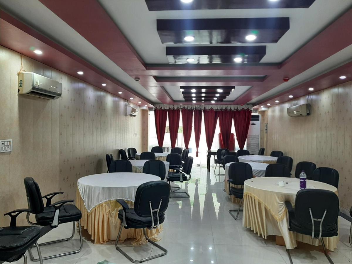 Rohtak Hotel Platinum Plaza מראה חיצוני תמונה