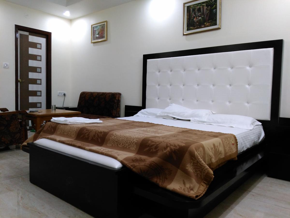 Rohtak Hotel Platinum Plaza מראה חיצוני תמונה