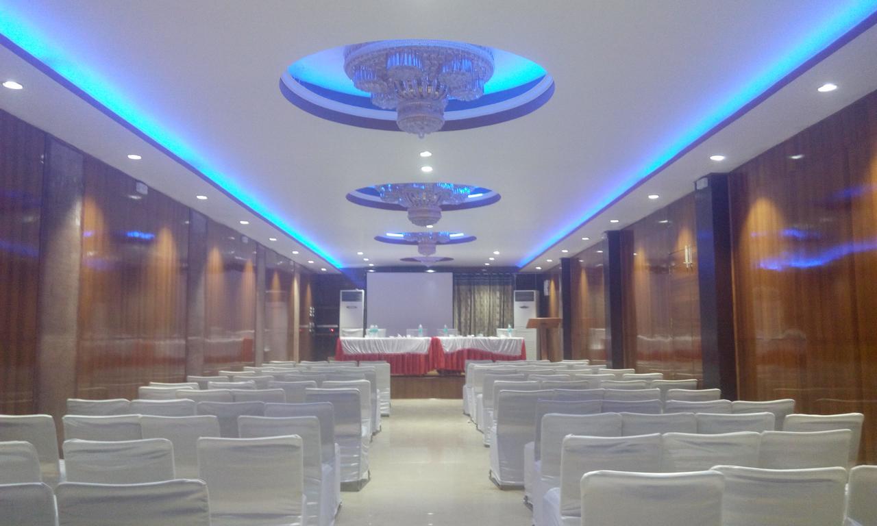 Rohtak Hotel Platinum Plaza מראה חיצוני תמונה